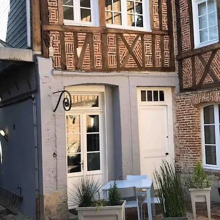 Villa Le Logis De Pelagie à Neufchâtel-en-Bray Extérieur photo